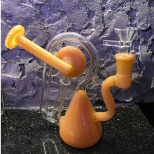 Small yellow bong